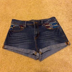 Dollhouse high rise jean shorts!